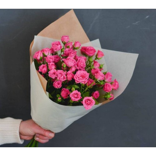 Купить на заказ Букет из 5 кустовых роз с доставкой в Рудном